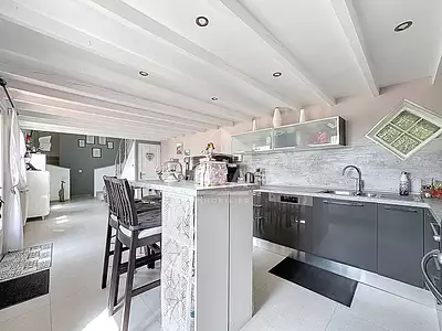 Maison, 195,14 m²