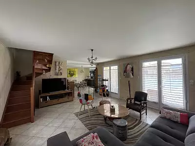 Maison, 164 m²