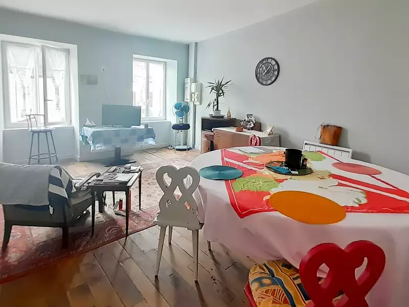 Immeuble, 37 m²