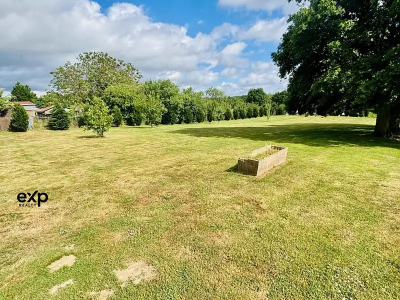 Terrain, 2 074 m²