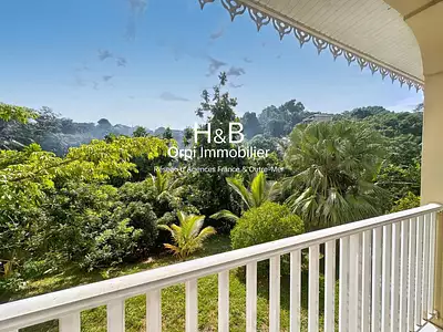 Maison, 204 m²