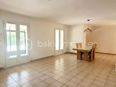 Maison, 157 m²