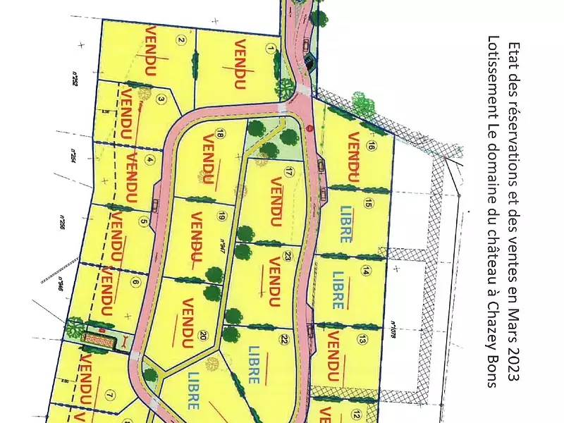 Terrain, 823 m²