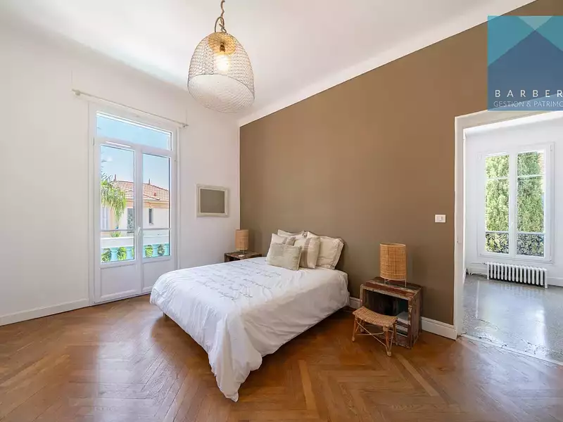 Maison, 217 m²