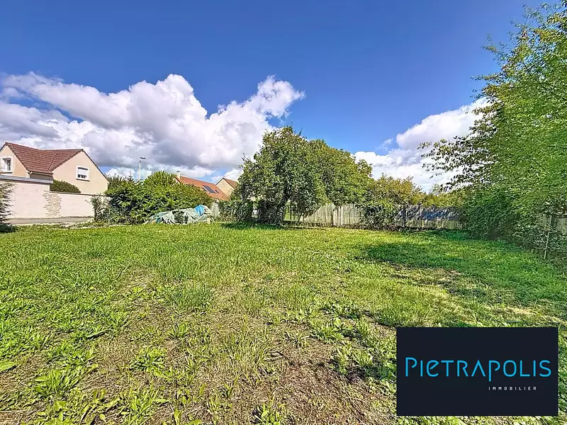 Terrain, 415 m²