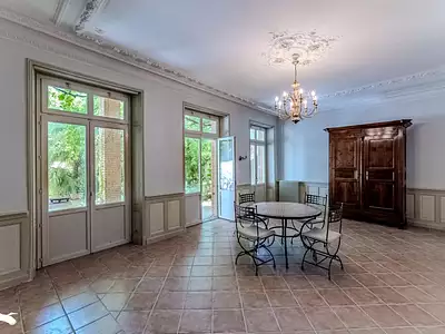 Maison, 385 m²