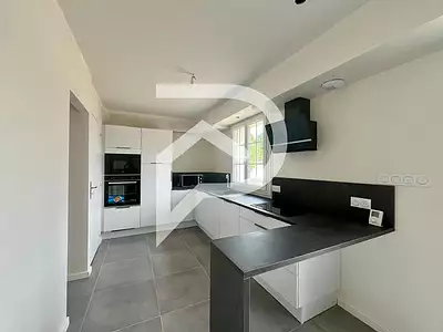 Maison, 169 m²