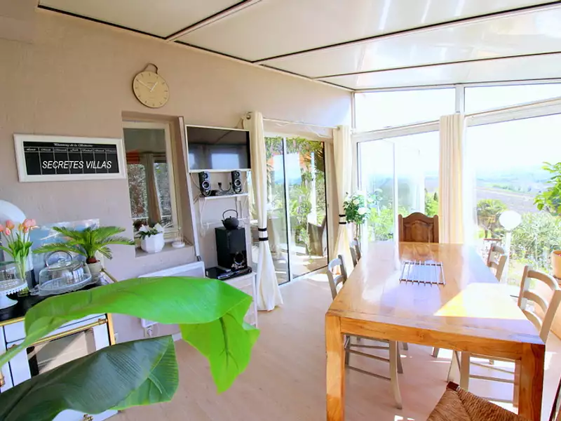 Maison, 360 m²