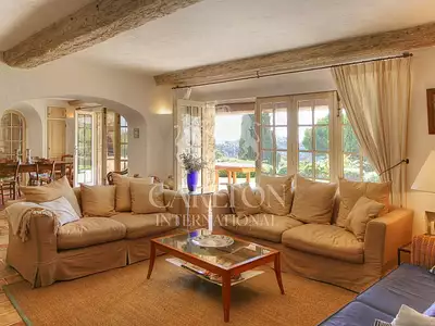 Maison, 250 m²