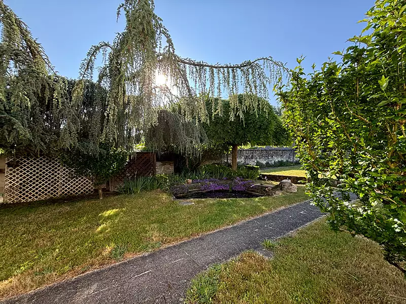 Maison, 225 m²
