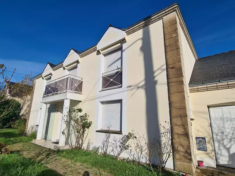 Maison, 220 m²
