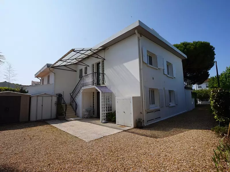 Maison, 143,82 m²