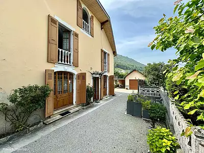 Maison, 225 m²