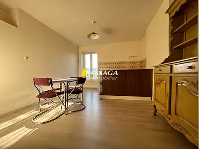 Immeuble, 266 m²