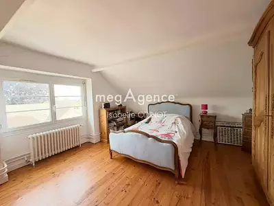 Maison, 233 m²
