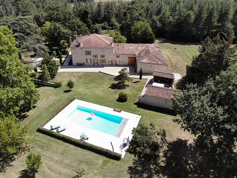 Maison, 432 m²