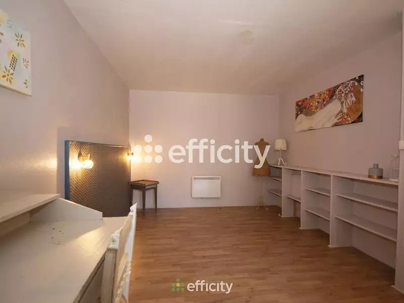 Maison, 176 m²