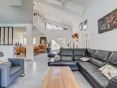 Maison, 198 m²