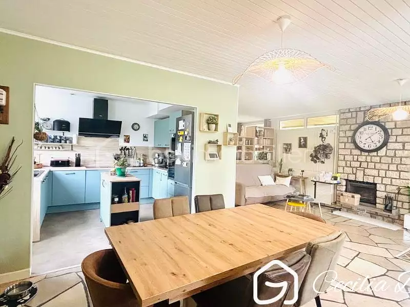 Maison, 115 m²
