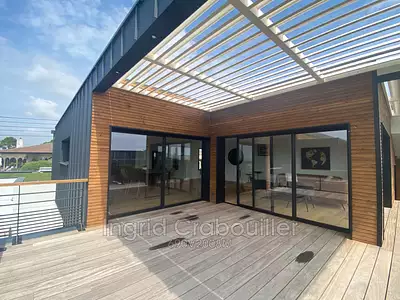 Maison, 216 m²