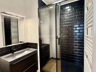 Maison, 235 m²