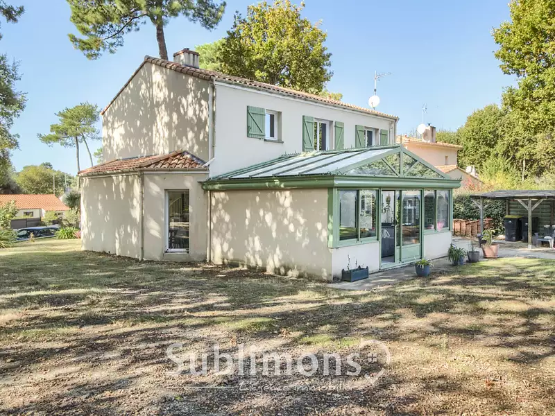 Maison, 167 m²