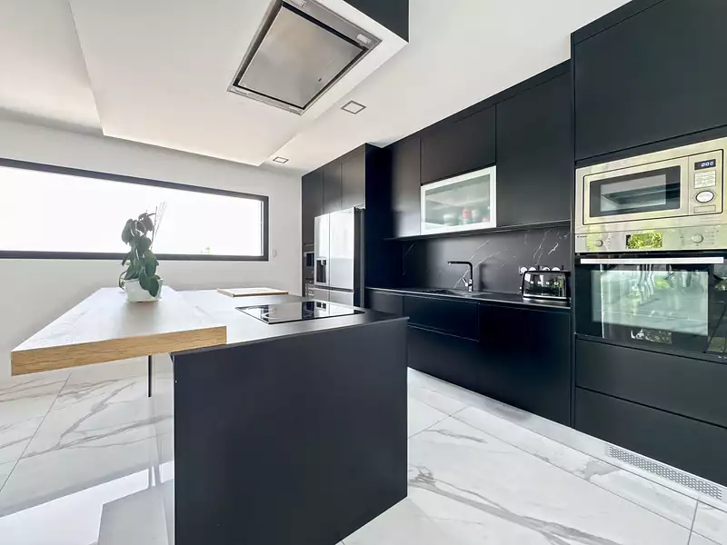 Maison, 180 m²