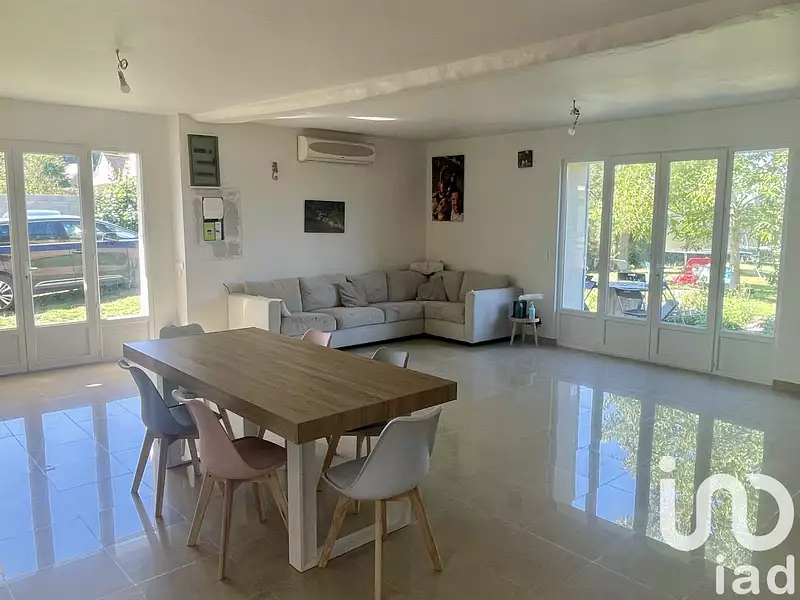 Maison, 230 m²