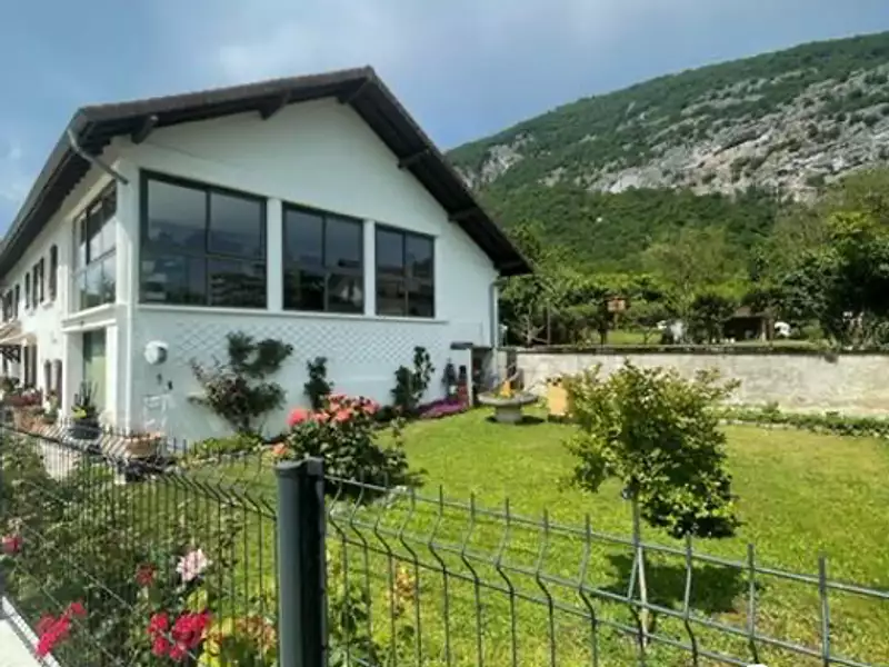 Maison, 274 m²