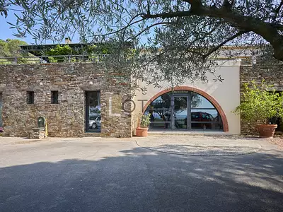 Maison, 320 m²