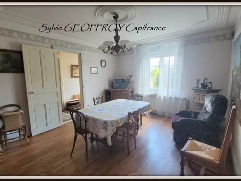 Maison, 191 m²