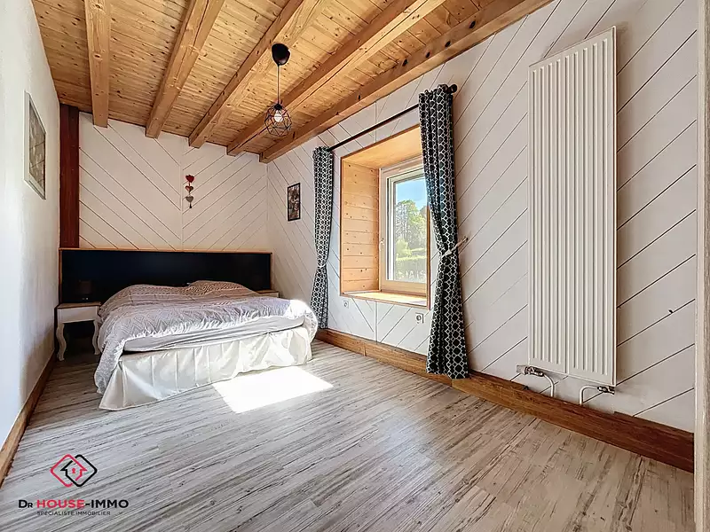 Maison, 166 m²