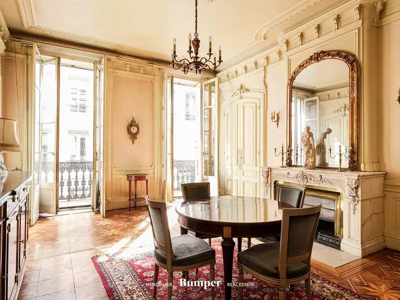 Appartement, 255,37 m²