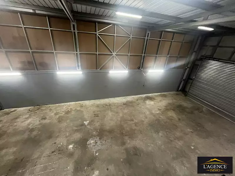 Divers, 306 m²