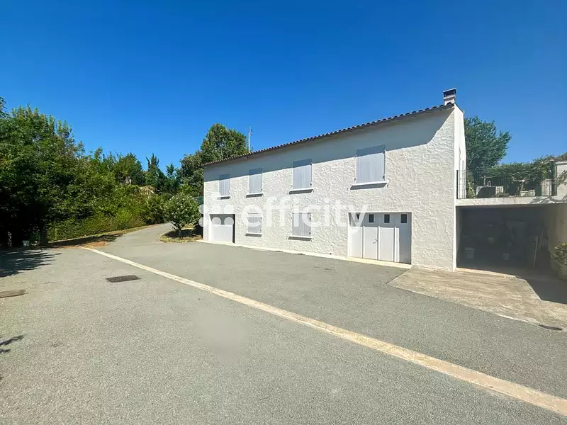 Maison, 130 m²