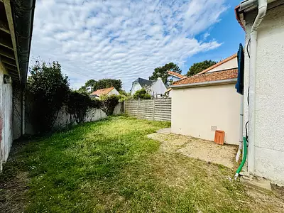 Terrain, 251 m²