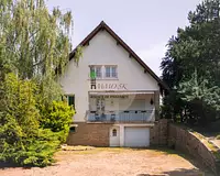 Maison, 196 m²