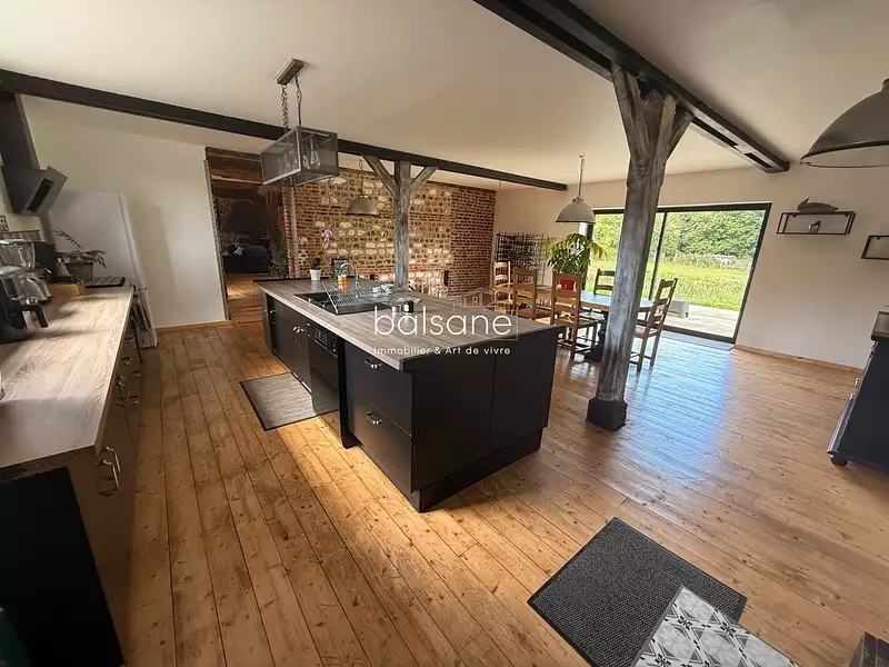 Maison, 304 m²