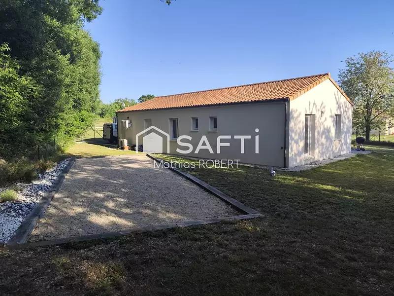 Maison, 94 m²