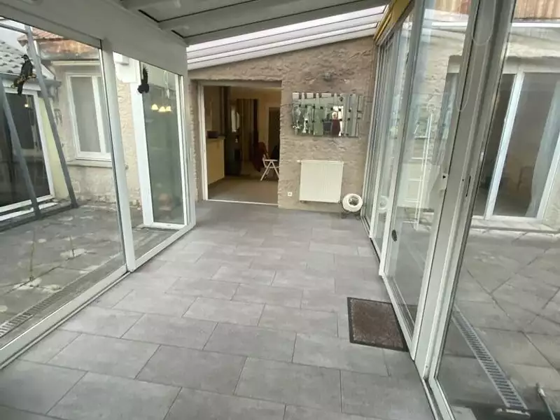 Maison, 230 m²