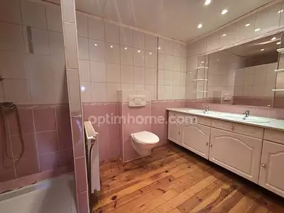 Immeuble, 255 m²