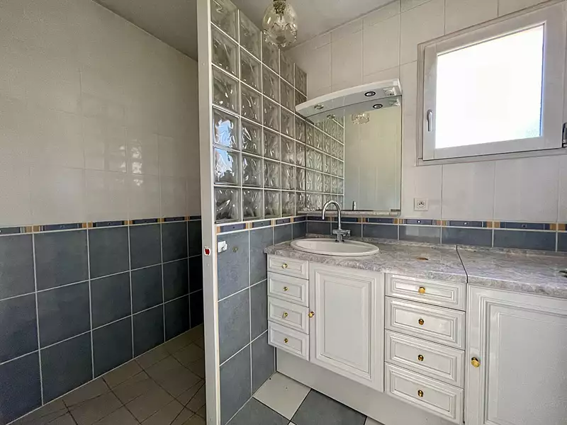 Maison, 99 m²