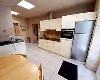 Maison, 250 m²