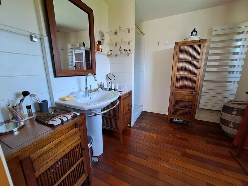 Maison, 164 m²