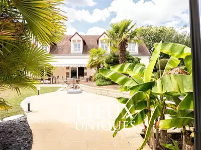 Maison, 240 m²