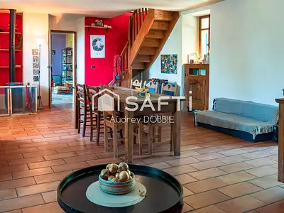 Maison, 195 m²
