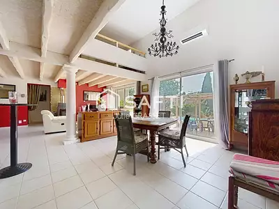 Maison, 161 m²