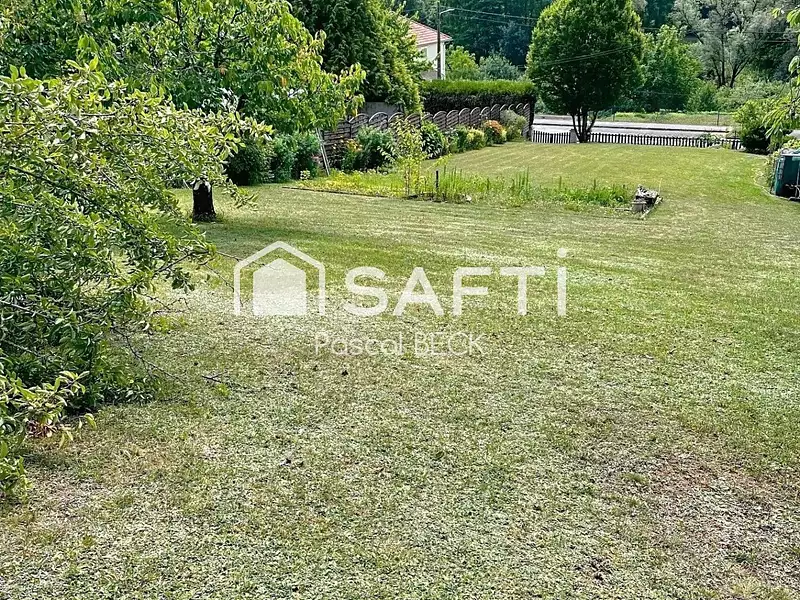 Terrain, 669 m²