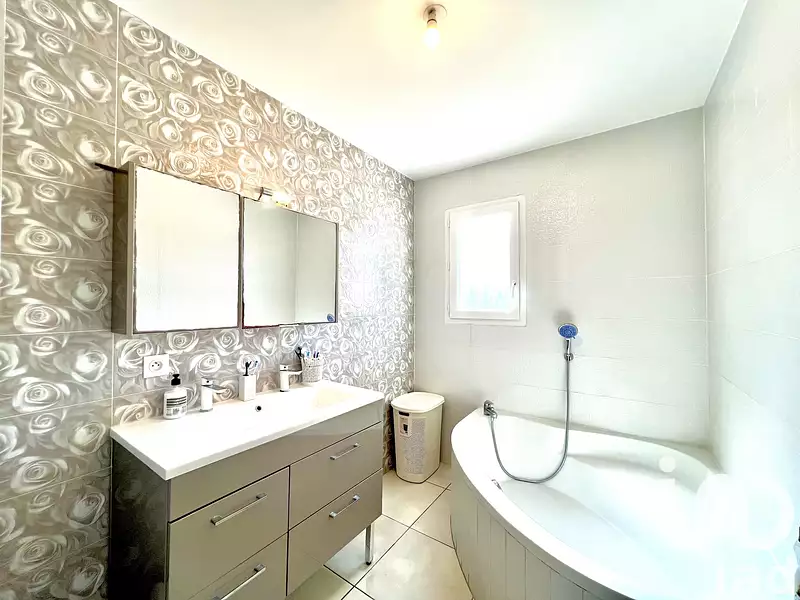 Maison, 150 m²