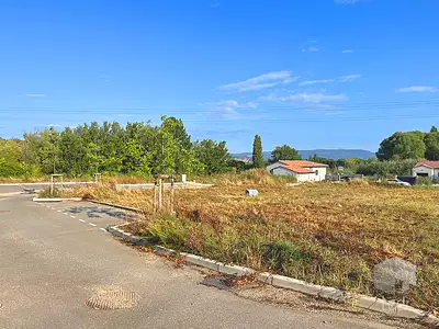 Terrain, 850 m²